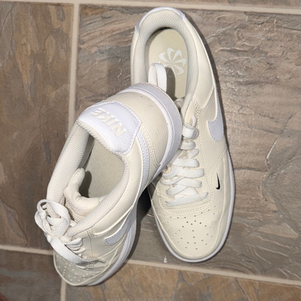 Nike Women's Court Vision Low Next Nature Sneakers - Picture 3 of 8